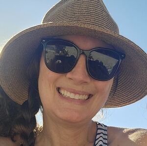 Meet your Posher, Tisa